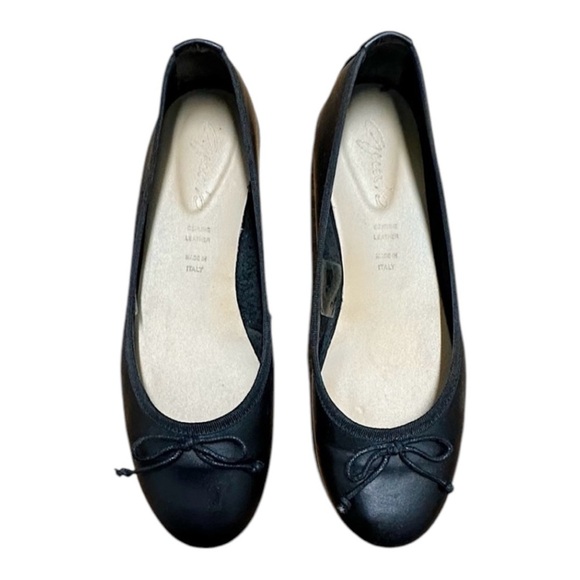 Black leather ballet flats - Picture 1 of 15